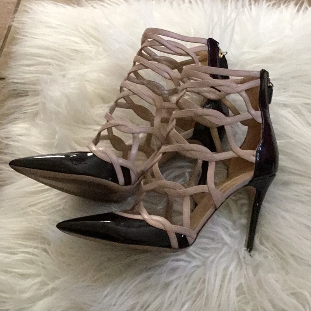 👠👠 Valentino caged heels size 38.5 fit a 8) 👠👠